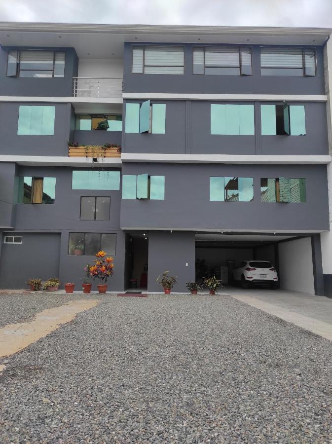 Hostal Los Lirios Loja Εξωτερικό φωτογραφία